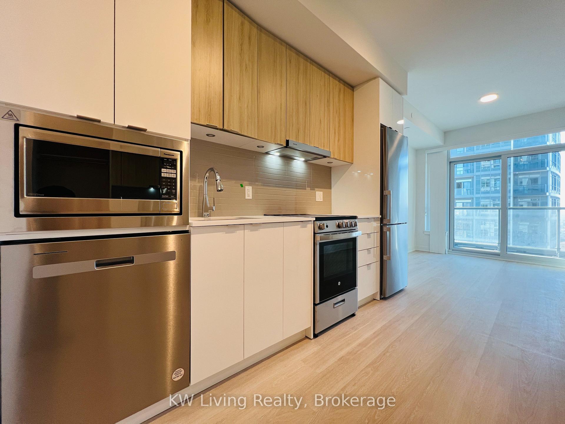 Photo 7 of Unit B1503, 50 Upper Mall Way, Vaughan, Brownridge — HOMEH