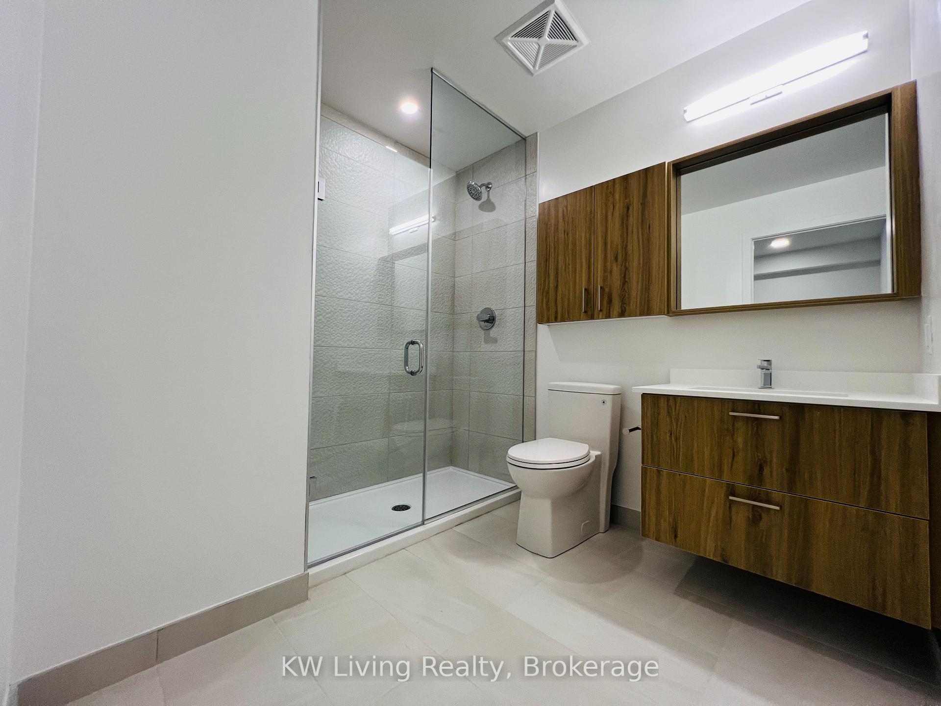 Photo 11 of Unit B1503, 50 Upper Mall Way, Vaughan, Brownridge — HOMEH