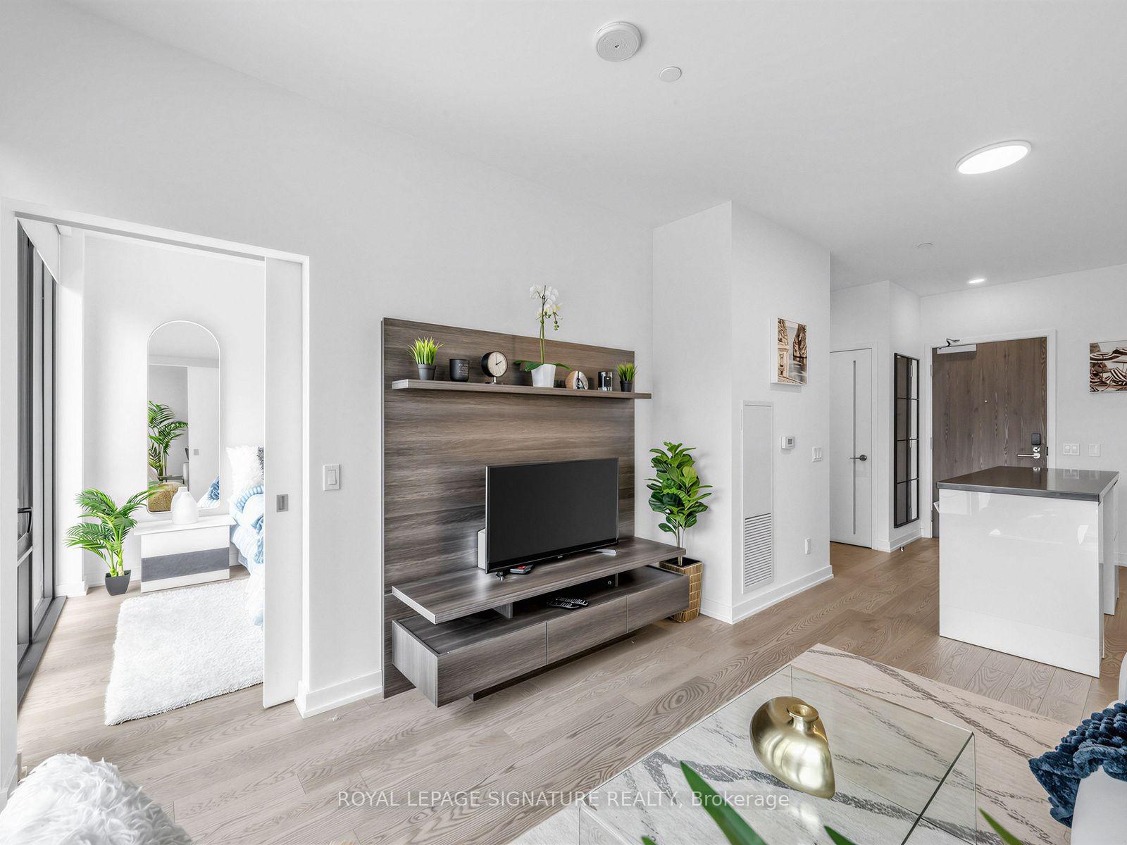 Photo 10 of Unit 3707, 20 Lombard Street, Toronto, Church-Yonge Corridor — HOMEH