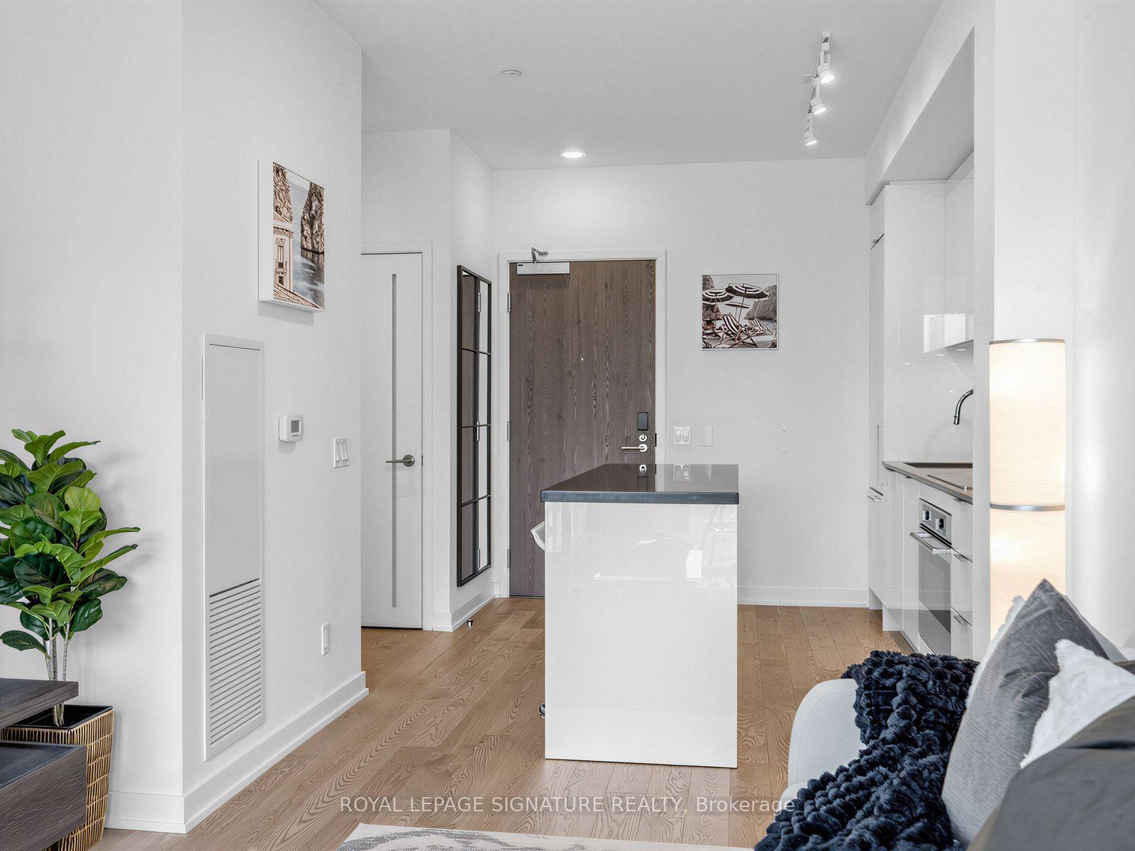 Photo 12 of Unit 3707, 20 Lombard Street, Toronto, Church-Yonge Corridor — HOMEH