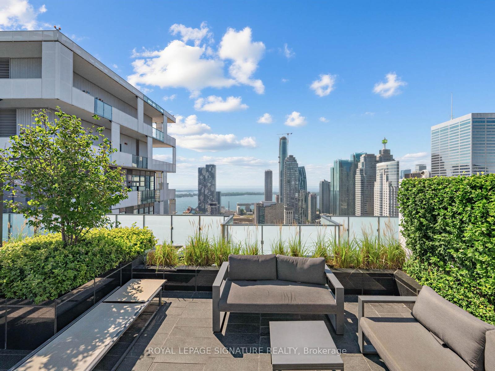 Photo 31 of Unit 3707, 20 Lombard Street, Toronto, Church-Yonge Corridor — HOMEH