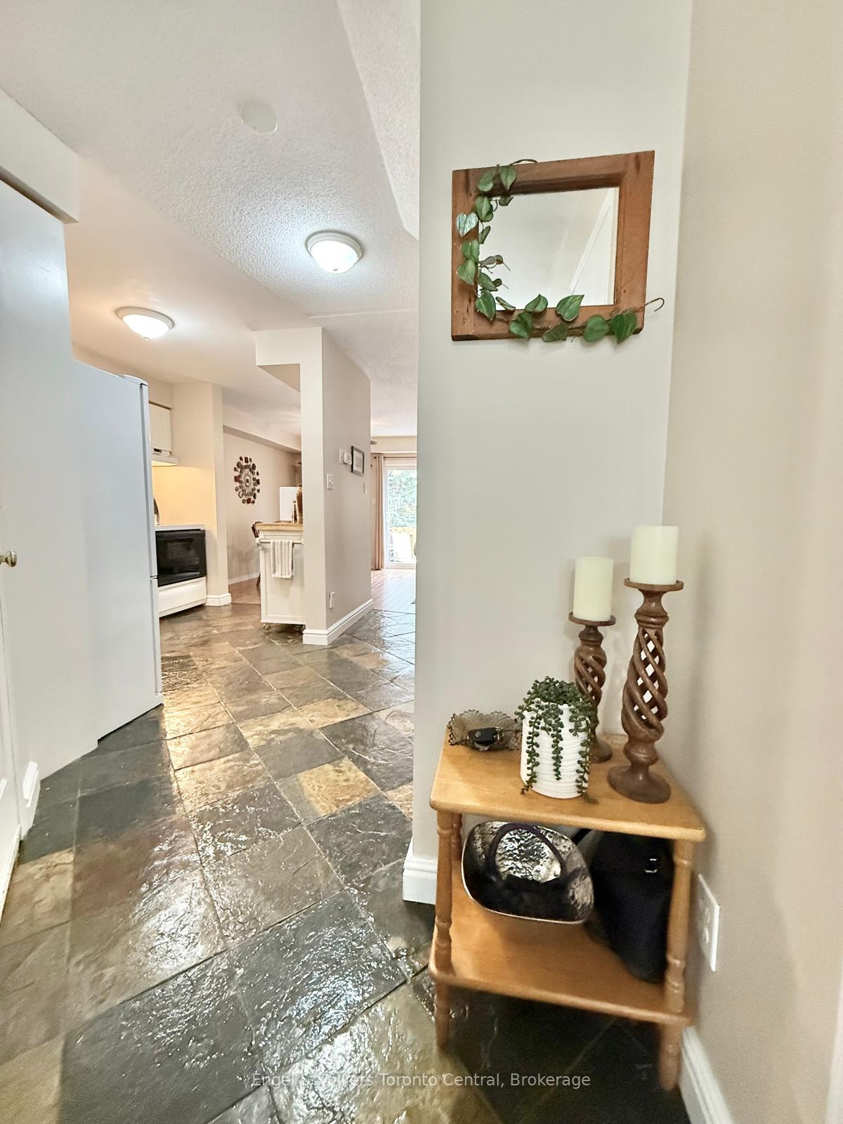 Photo 9 of Unit 9, 920 Edinburgh Road S, Guelph, Kortright West — HOMEH
