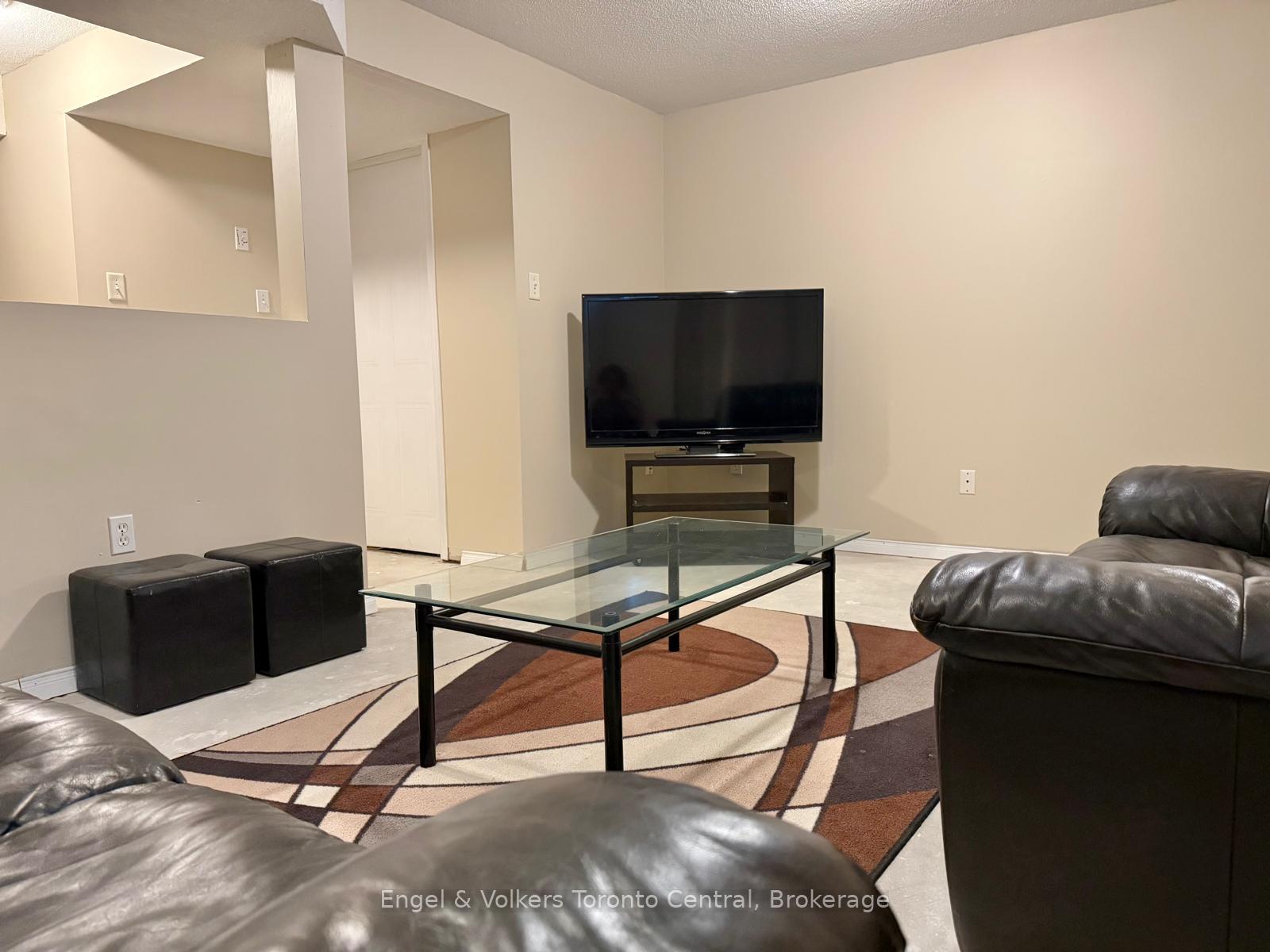 Photo 37 of Unit 9, 920 Edinburgh Road S, Guelph, Kortright West — HOMEH