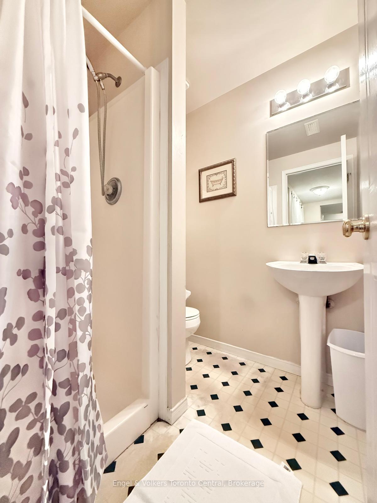 Photo 42 of Unit 9, 920 Edinburgh Road S, Guelph, Kortright West — HOMEH
