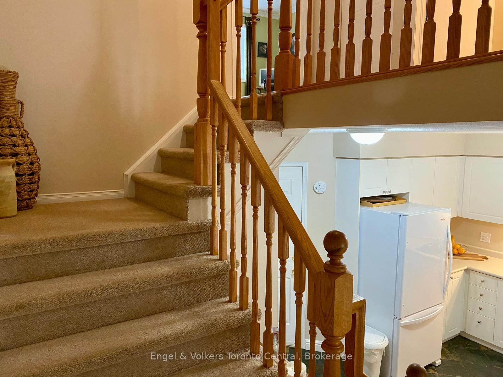 Photo 35 of Unit 9, 920 Edinburgh Road S, Guelph, Kortright West — HOMEH