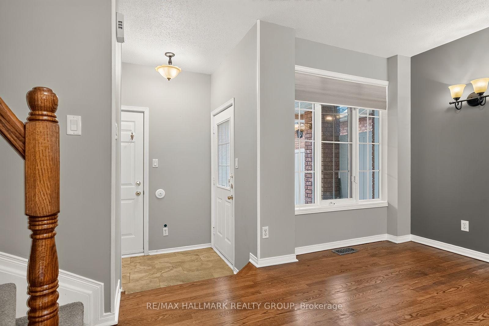 Photo 4 of 3702 Rivergate Way, Ottawa, Quinterra — HOMEH