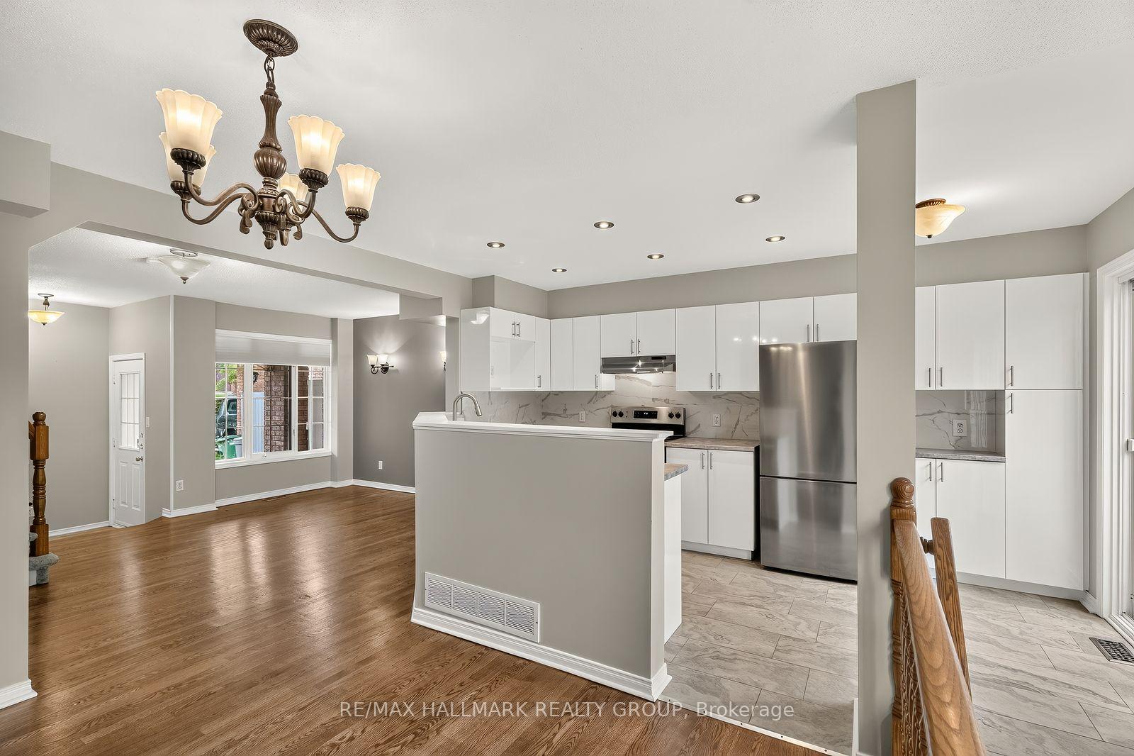 Photo 10 of 3702 Rivergate Way, Ottawa, Quinterra — HOMEH