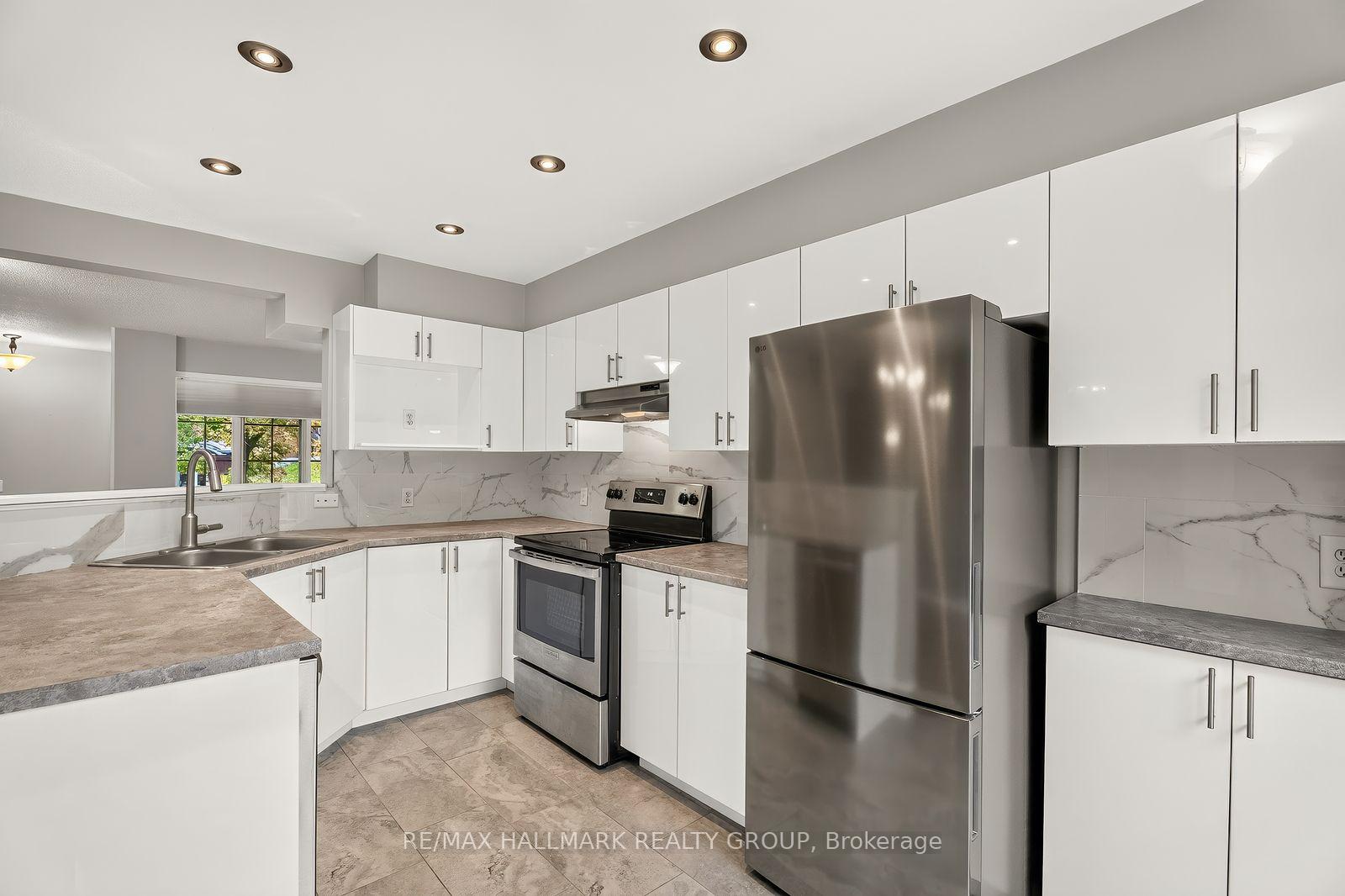 Photo 12 of 3702 Rivergate Way, Ottawa, Quinterra — HOMEH