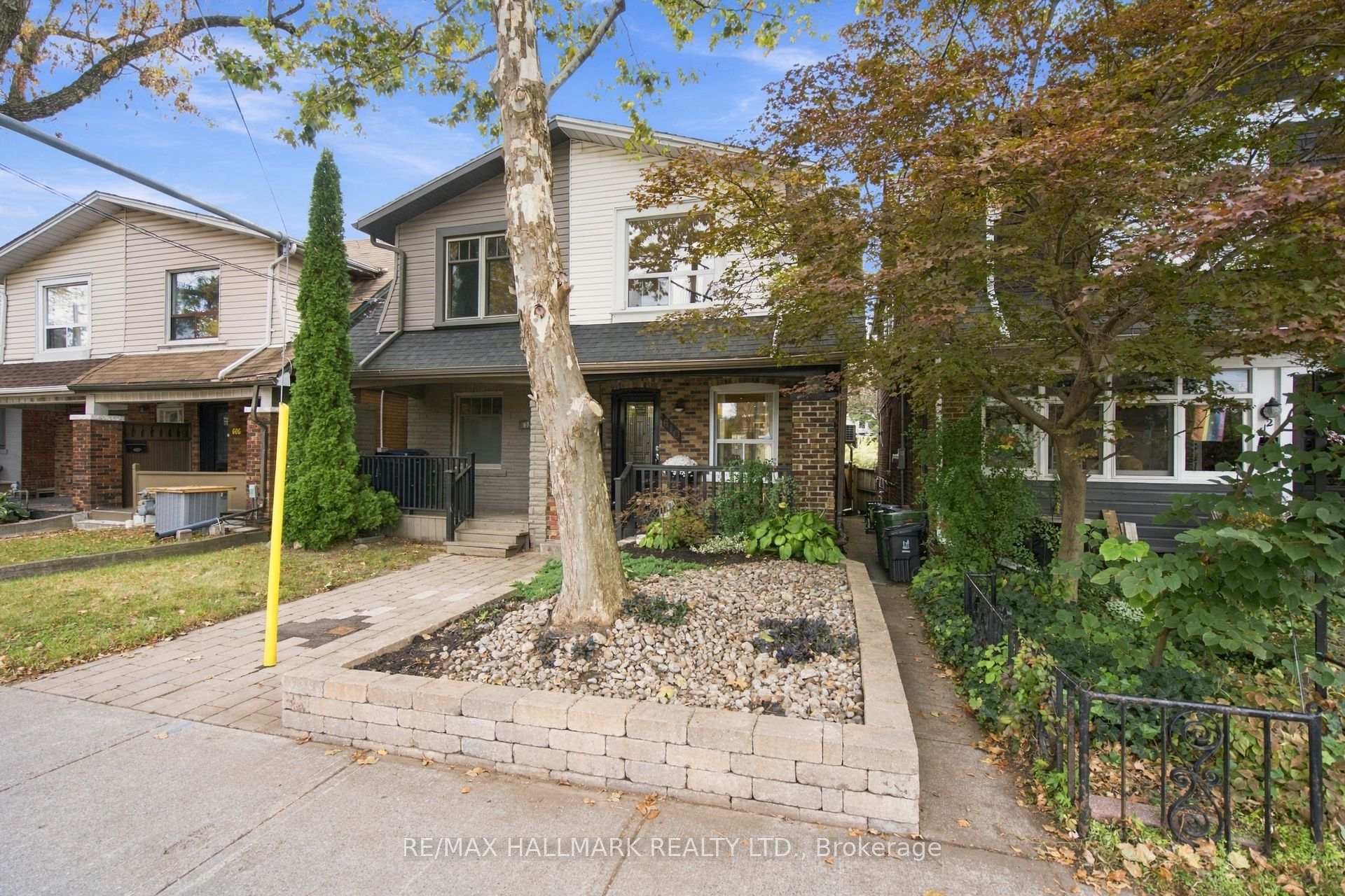 Photo 2 of 610 Coxwell Avenue, Toronto, Greenwood-Coxwell — HOMEH