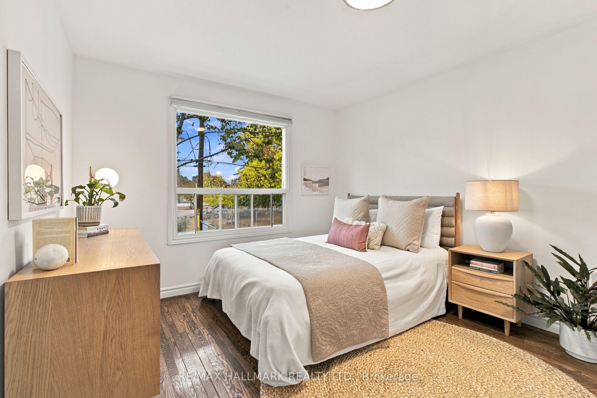 Photo 23 of 610 Coxwell Avenue, Toronto, Greenwood-Coxwell — HOMEH