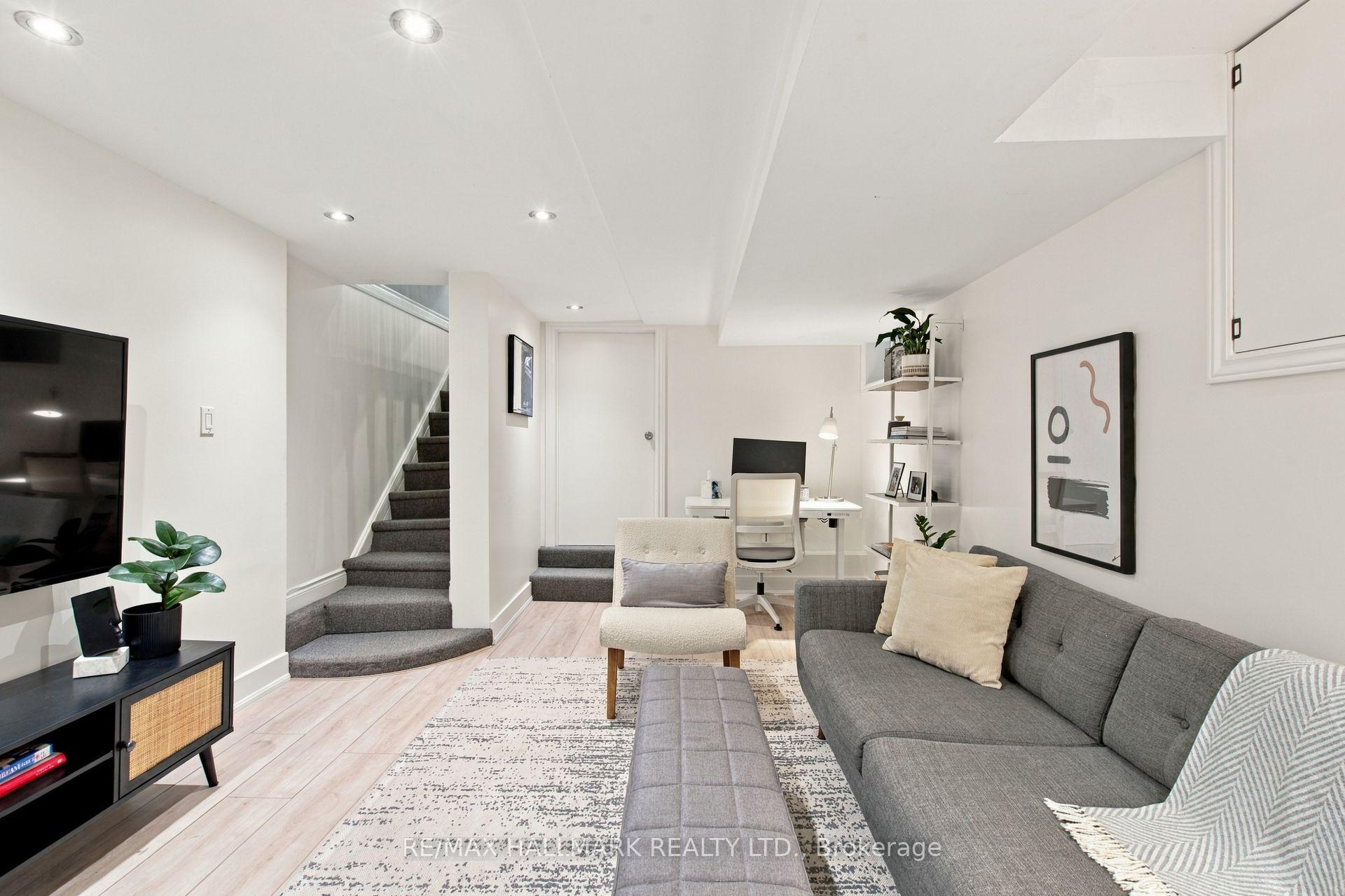 Photo 34 of 610 Coxwell Avenue, Toronto, Greenwood-Coxwell — HOMEH