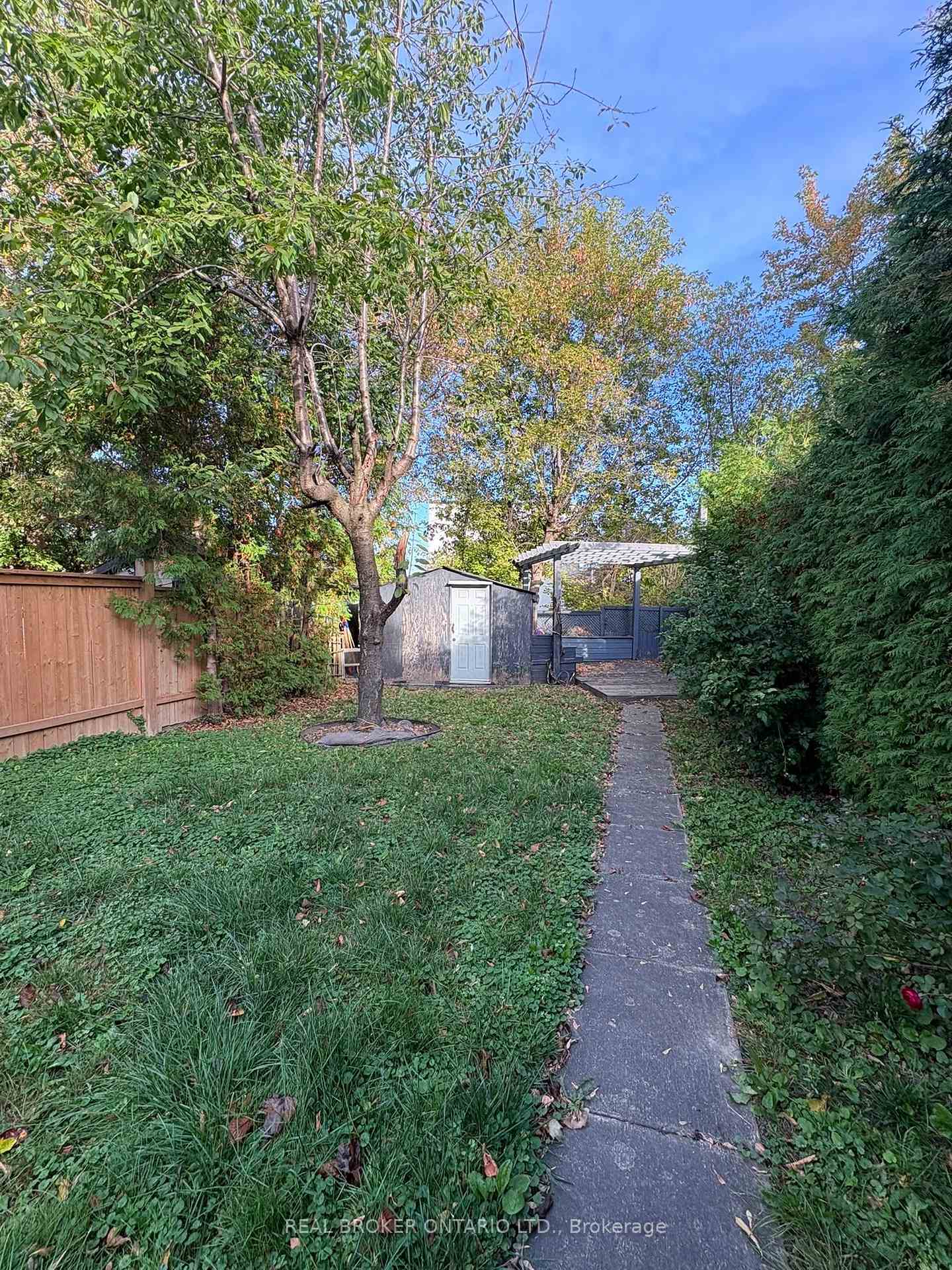 Photo 14 of Unit Bsmt, 988 Cosburn Avenue, Toronto, Woodbine-Lumsden — HOMEH