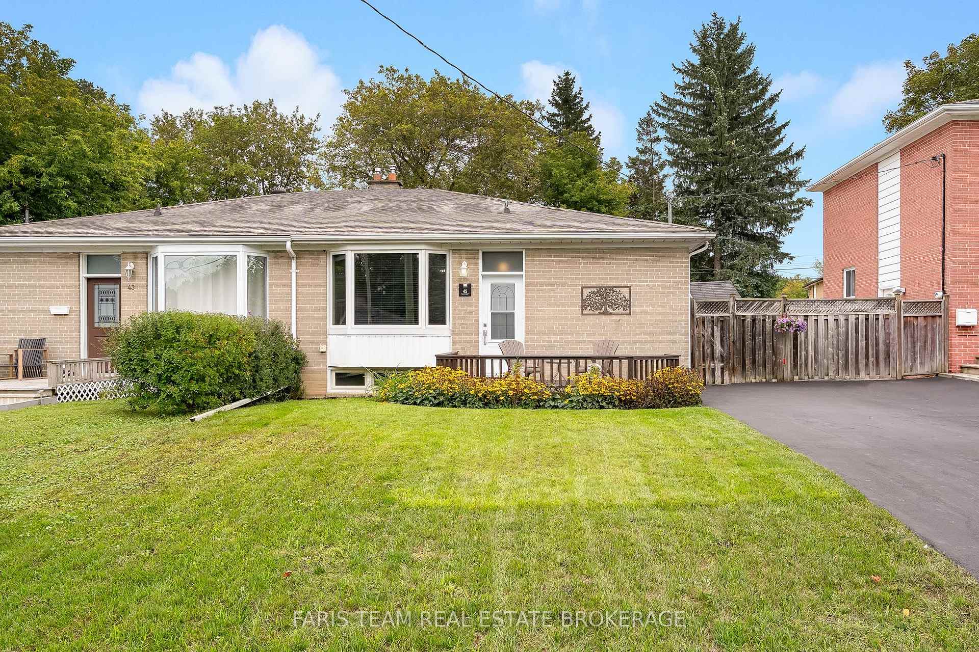 Photo 1 of 45 Bailey Crescent, Aurora, Aurora Highlands — HOMEH