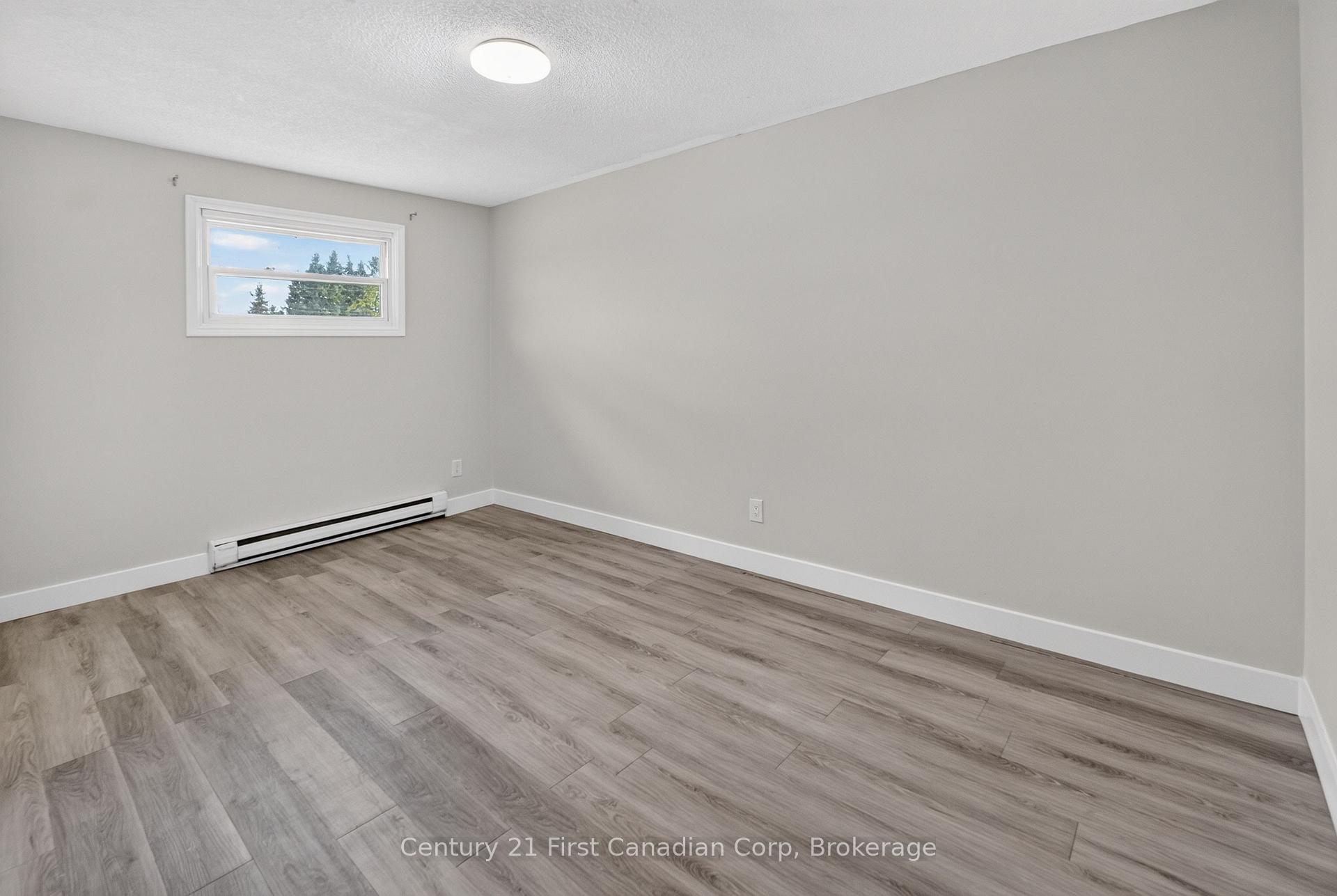 Photo 7 of Unit 4, 5179 Highway 12, Ramara, Rural Ramara — HOMEH