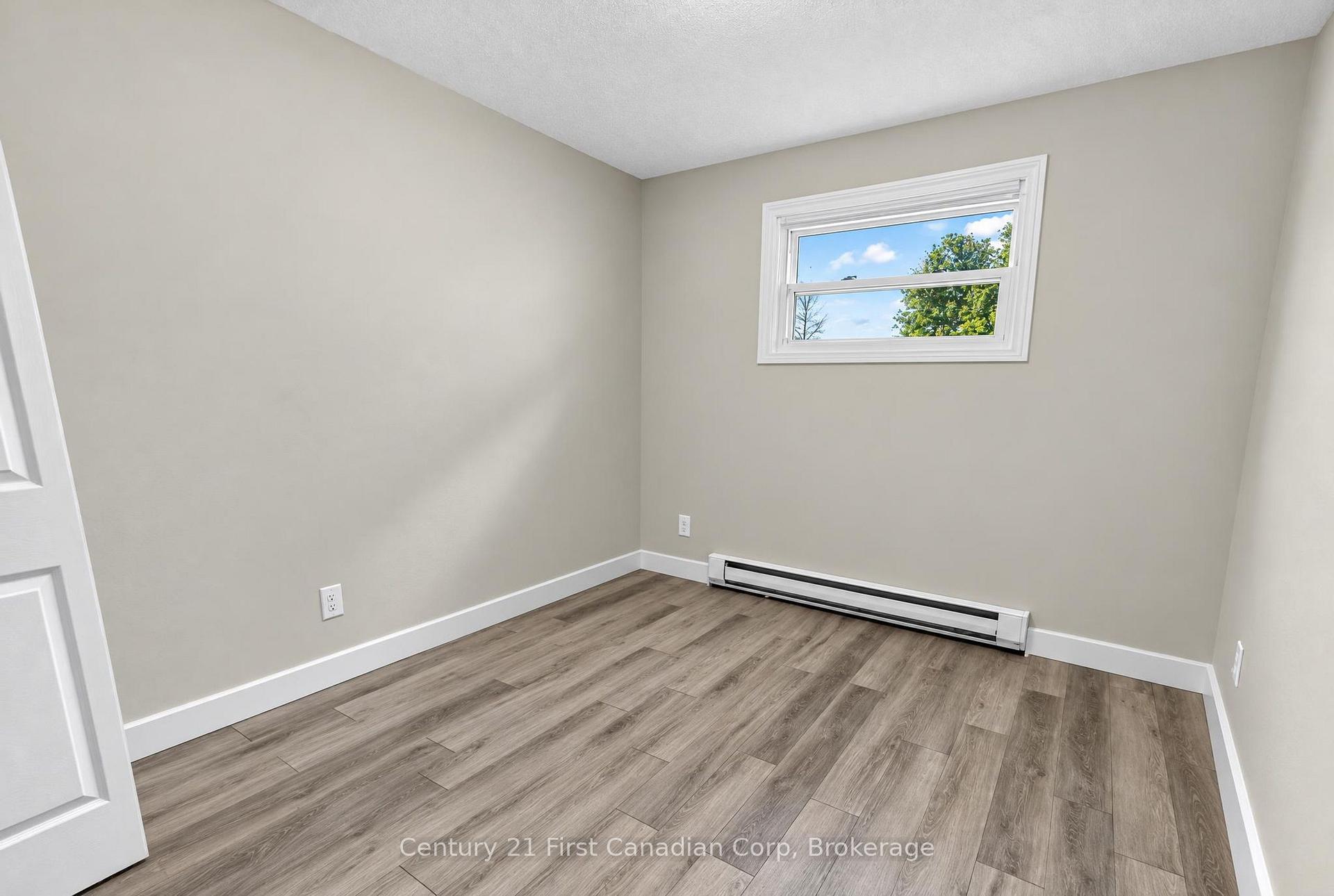 Photo 10 of Unit 4, 5179 Highway 12, Ramara, Rural Ramara — HOMEH