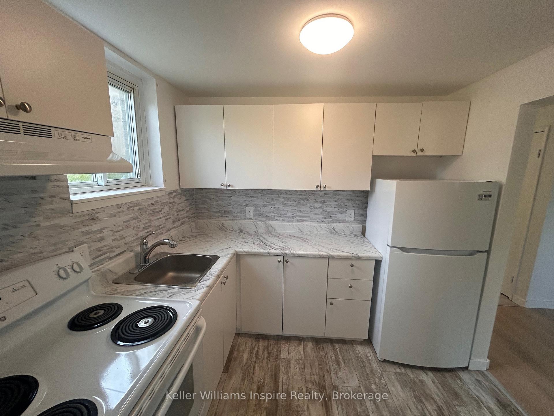 Photo 2 of Unit 4, 520 Andrew Street, Shelburne — HOMEH