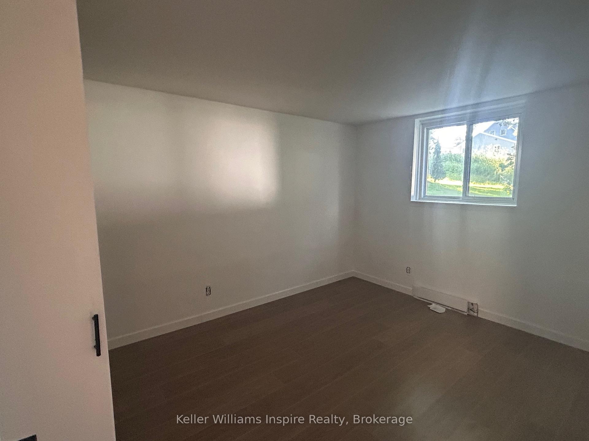 Photo 4 of Unit 4, 520 Andrew Street, Shelburne — HOMEH
