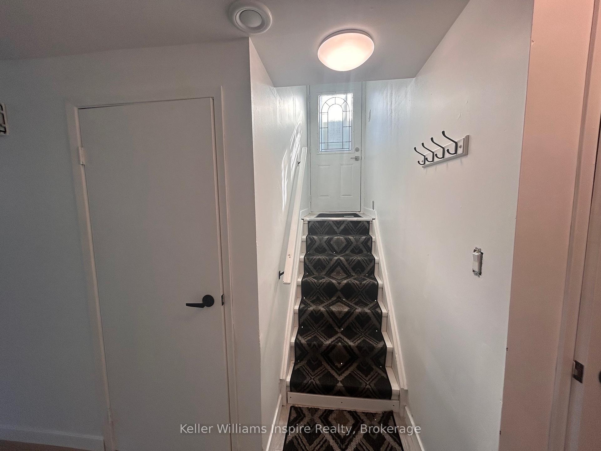 Photo 12 of Unit 4, 520 Andrew Street, Shelburne — HOMEH