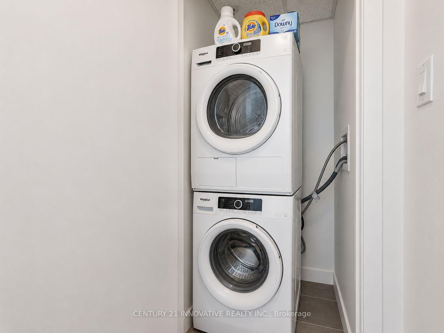Photo 10 of Unit 1507, 128 King Street, Waterloo, Downtown Waterloo — HOMEH