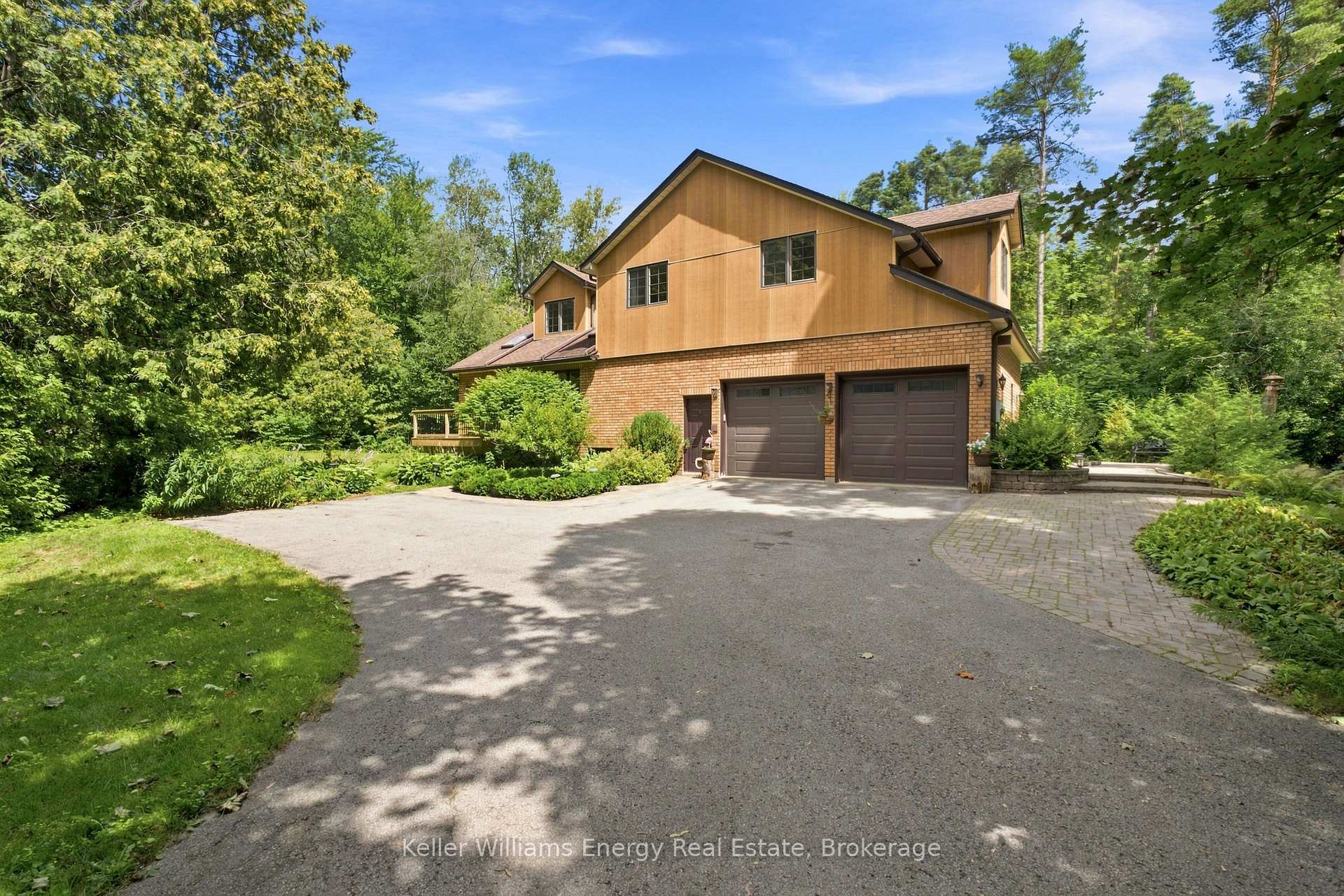 Photo 1 of 21 Stone Sound, Scugog, Port Perry — HOMEH