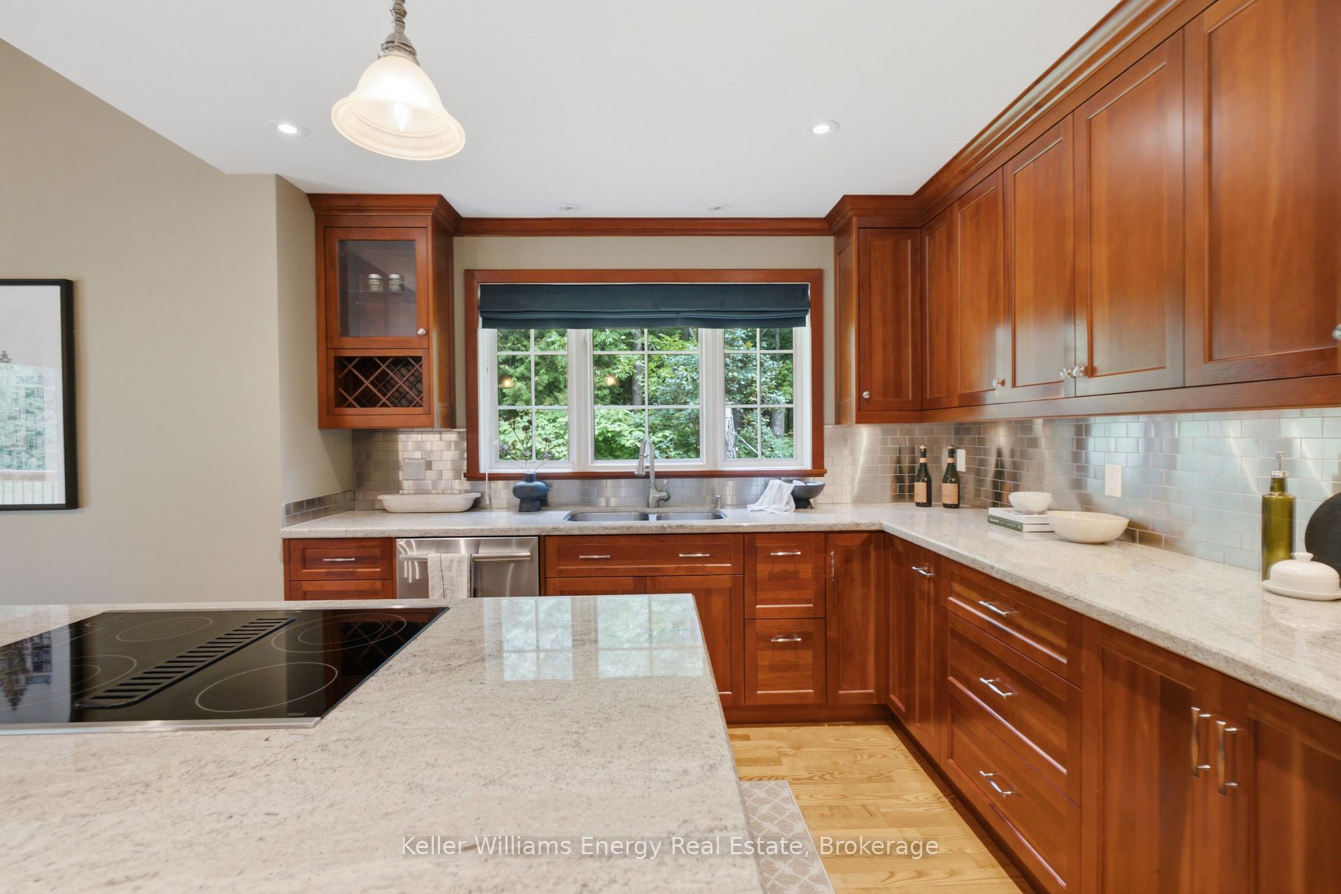 Photo 15 of 21 Stone Sound, Scugog, Port Perry — HOMEH