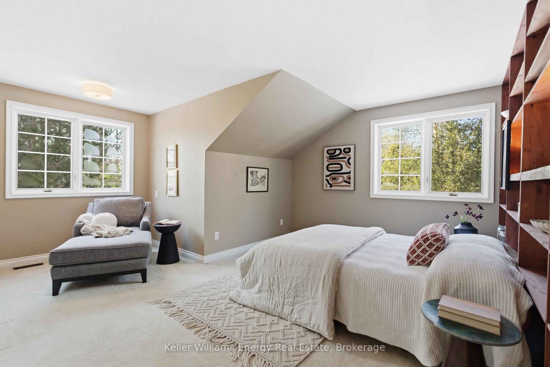 Photo 39 of 21 Stone Sound, Scugog, Port Perry — HOMEH