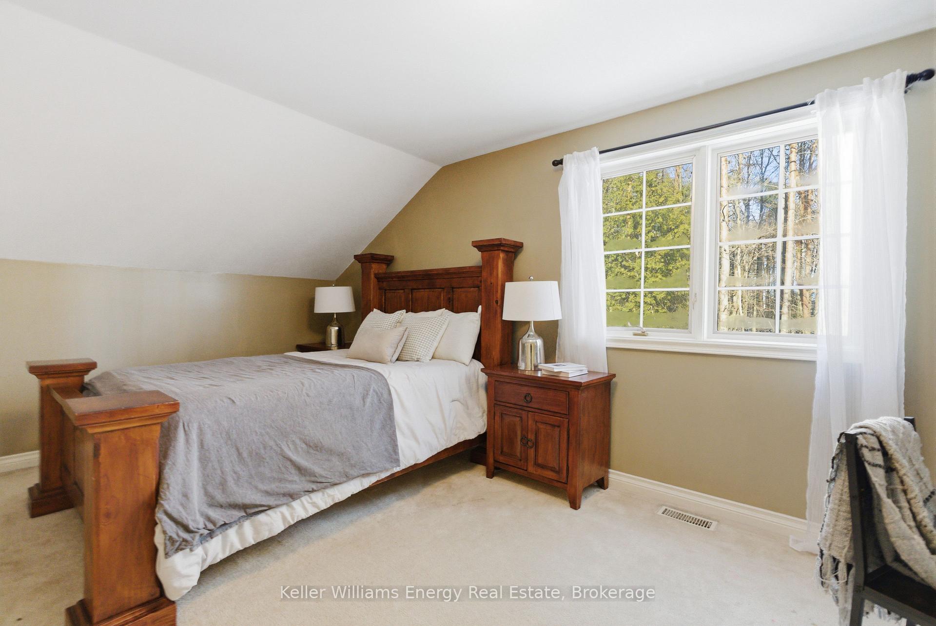 Photo 41 of 21 Stone Sound, Scugog, Port Perry — HOMEH