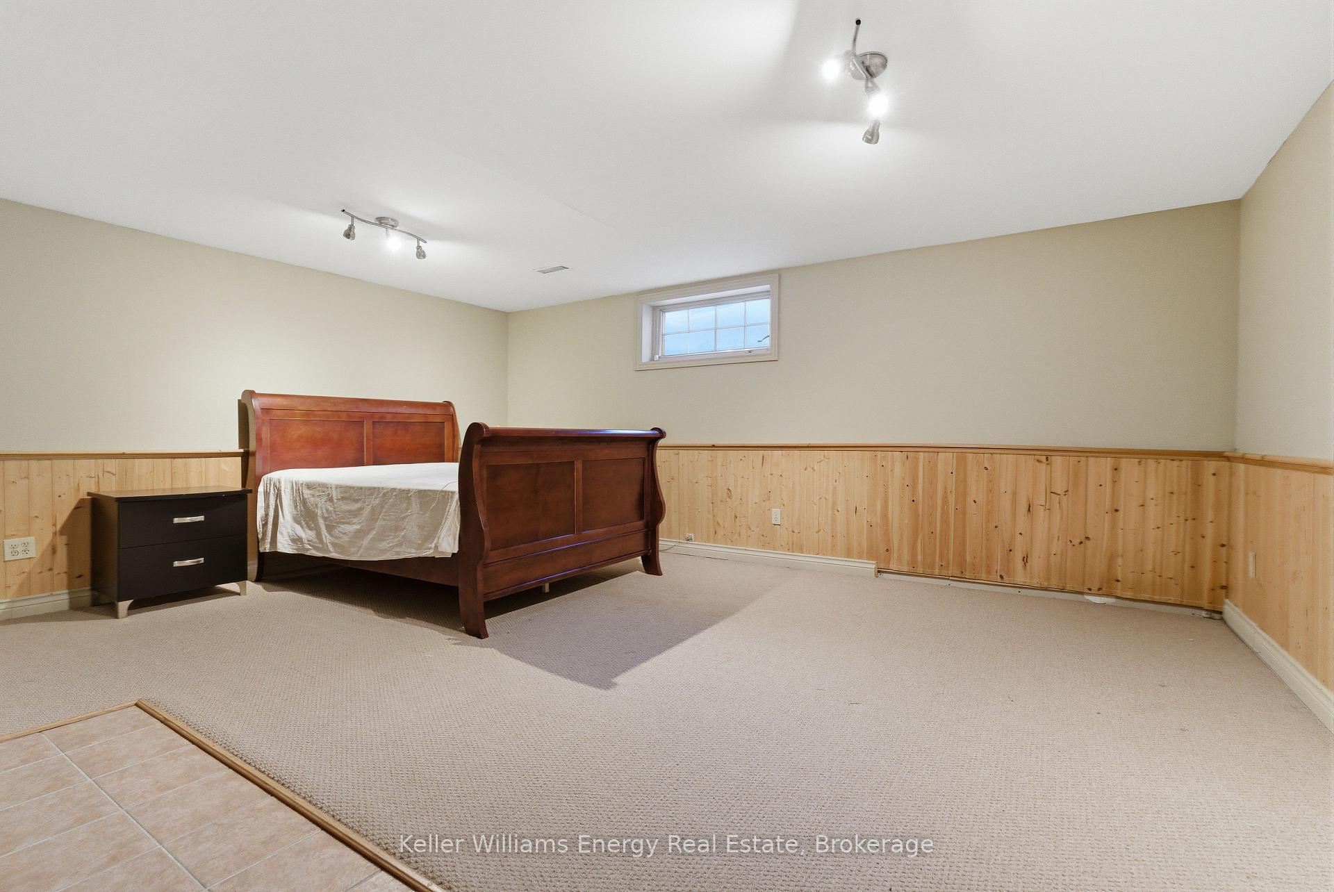 Photo 46 of 21 Stone Sound, Scugog, Port Perry — HOMEH