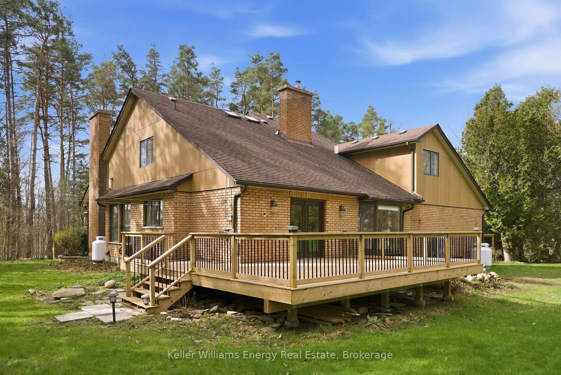 Photo 49 of 21 Stone Sound, Scugog, Port Perry — HOMEH
