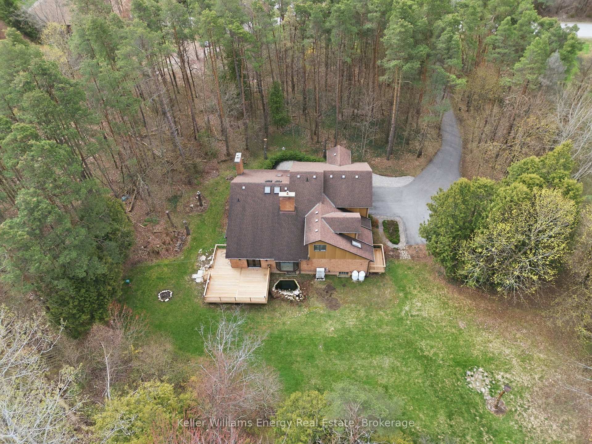 Photo 50 of 21 Stone Sound, Scugog, Port Perry — HOMEH