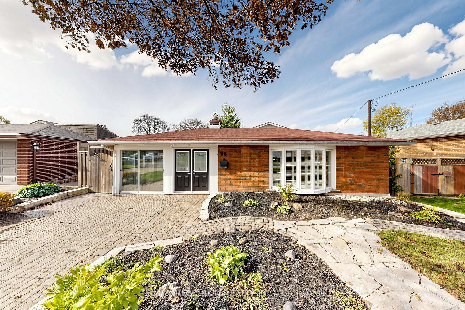 Photo of 98 Thorncliffe Street
