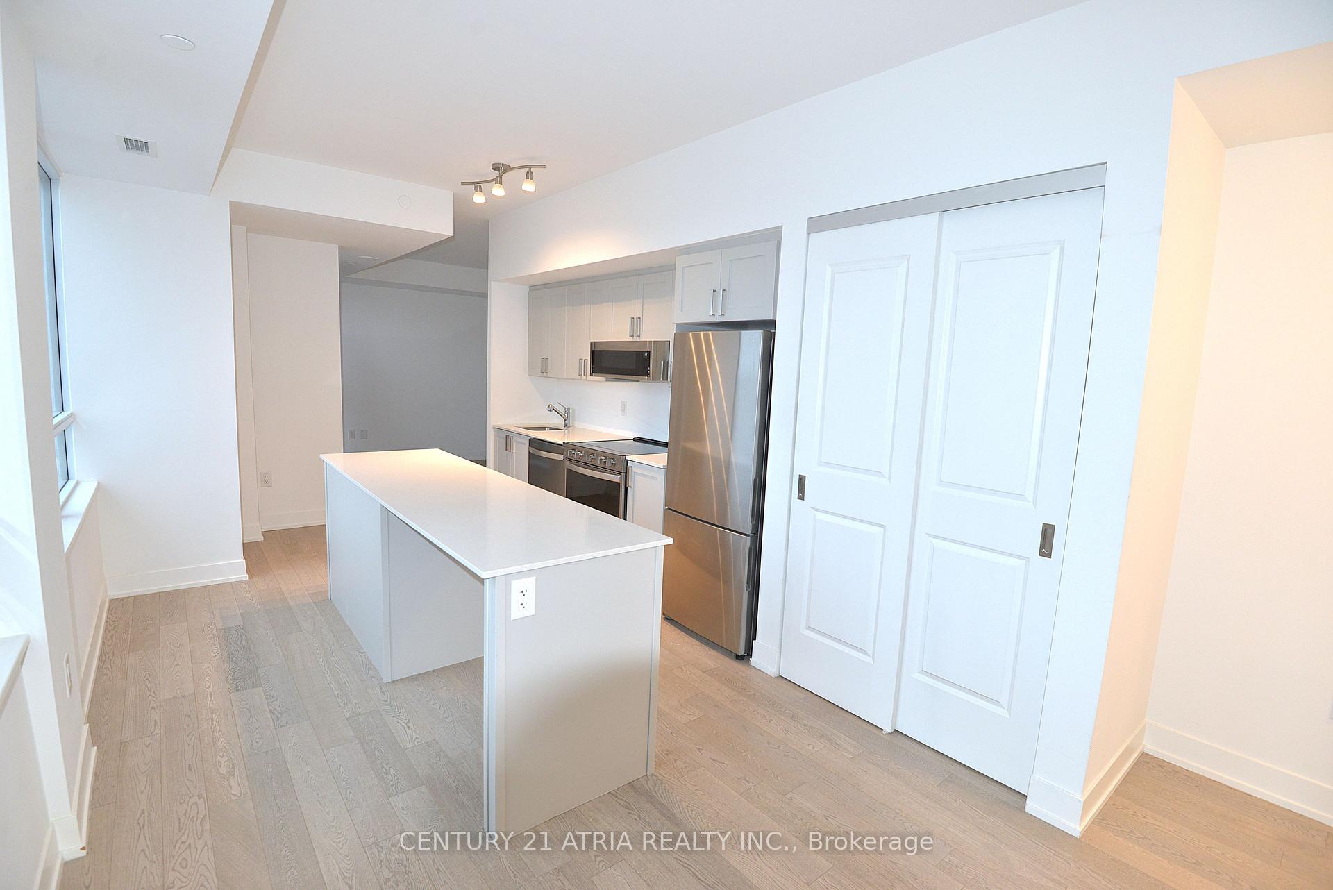 Photo 10 of Unit 901, 1063 Douglas McCurdy Common, Mississauga, Lakeview — HOMEH