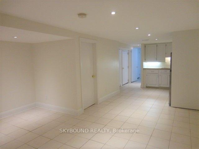 Photo of Unit Lower, 190 Wineva Avenue