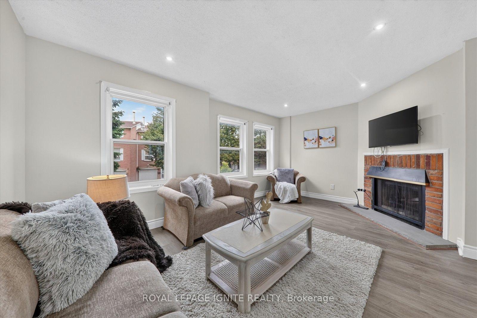 Photo 14 of Unit 33, 200 Murison Boulevard, Scarborough, Malvern — HOMEH