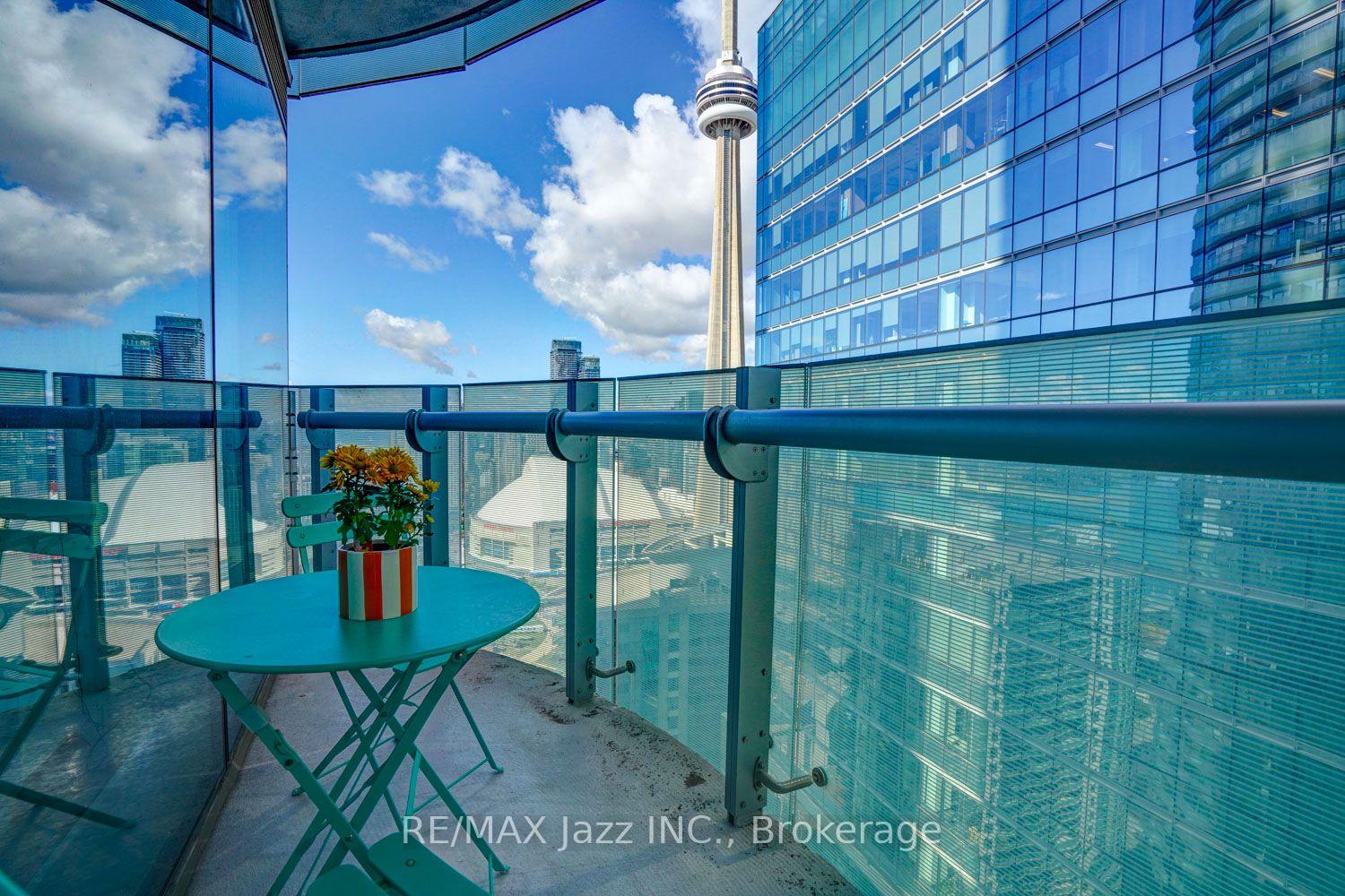 Photo 12 of Unit 3808, 14 York Street, Toronto, Waterfront Communities — HOMEH