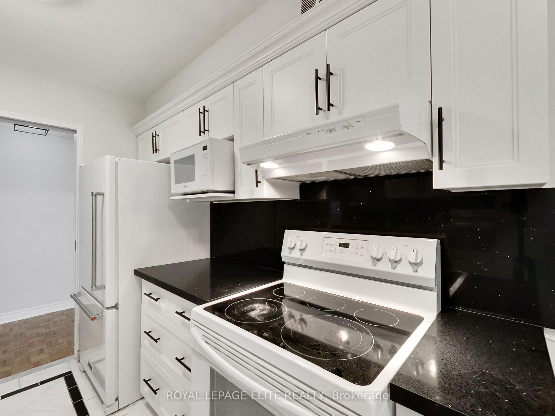 Photo 34 of Unit 702, 511 The West Mall Road, Etobicoke, Etobicoke West Mall — HOMEH