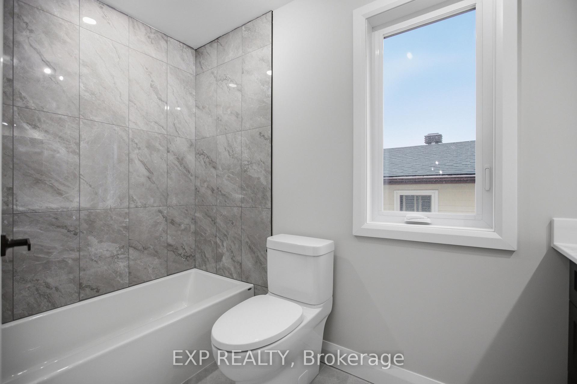Photo 27 of 42 Antler Avenue, Ottawa, Barrhaven - On the Green — HOMEH