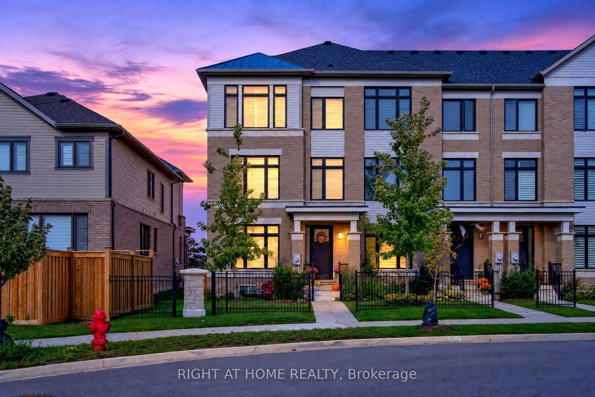 Photo 1 of 26 Freedom Crescent, Hamilton, Mount Hope — HOMEH