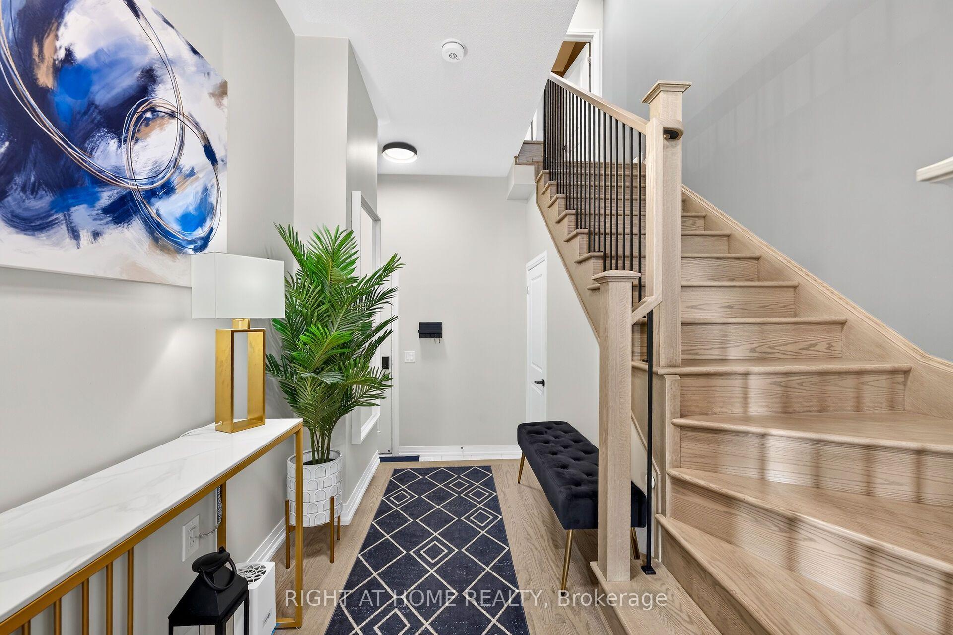 Photo 35 of 26 Freedom Crescent, Hamilton, Mount Hope — HOMEH