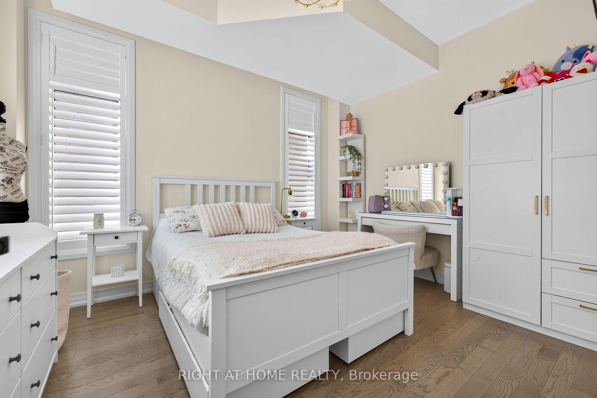 Photo 37 of 26 Freedom Crescent, Hamilton, Mount Hope — HOMEH