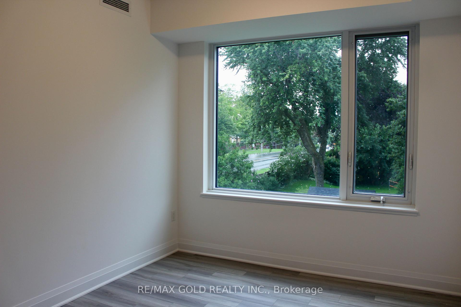 Photo 10 of Unit 218, 3220 Sheppard Avenue E, Scarborough, Tam O'Shanter-Sullivan — HOMEH