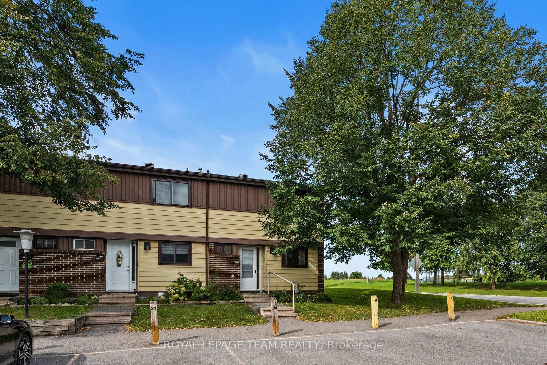 Photo 1 of Unit E, 73 Foxfield Drive E, Ottawa, Barrhaven - Knollsbrook — HOMEH