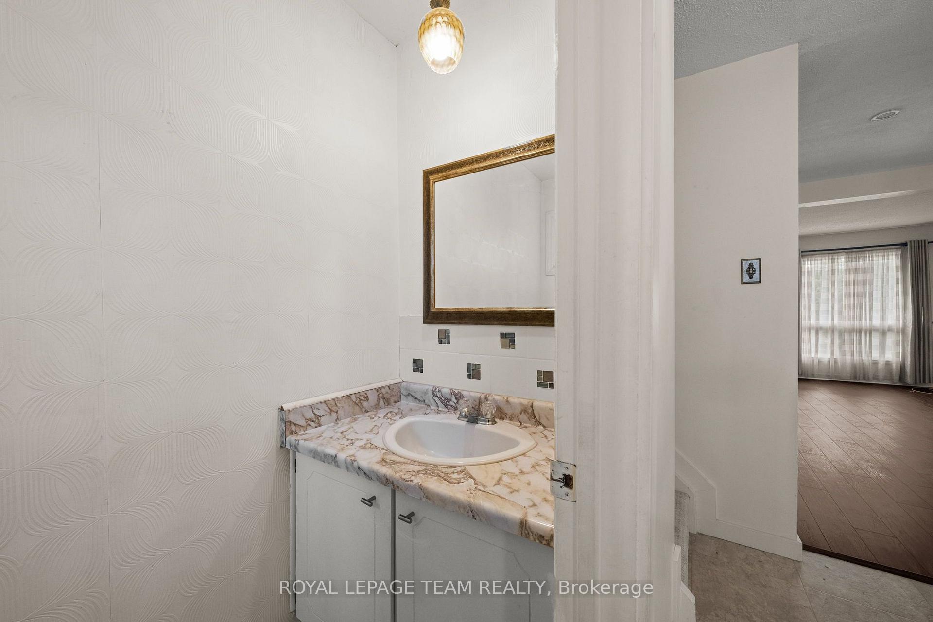 Photo 6 of Unit E, 73 Foxfield Drive E, Ottawa, Barrhaven - Knollsbrook — HOMEH