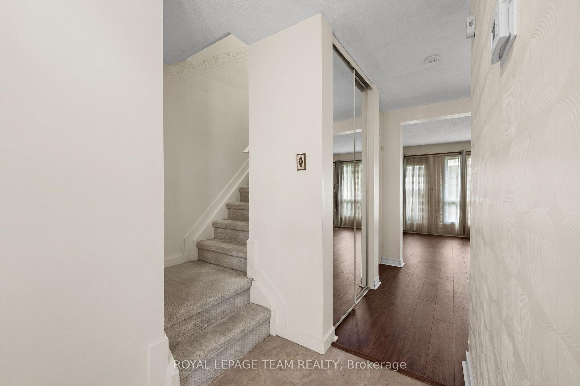 Photo 18 of Unit E, 73 Foxfield Drive E, Ottawa, Barrhaven - Knollsbrook — HOMEH