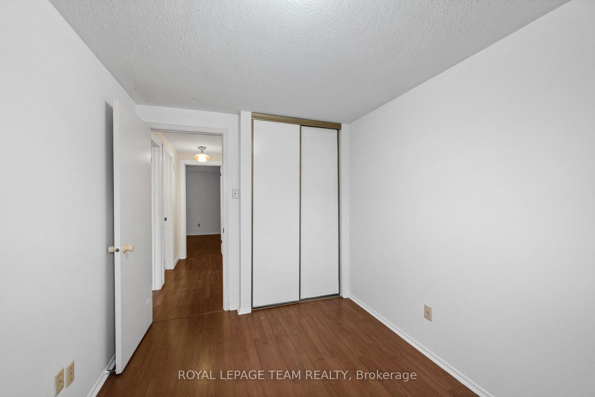 Photo 26 of Unit E, 73 Foxfield Drive E, Ottawa, Barrhaven - Knollsbrook — HOMEH