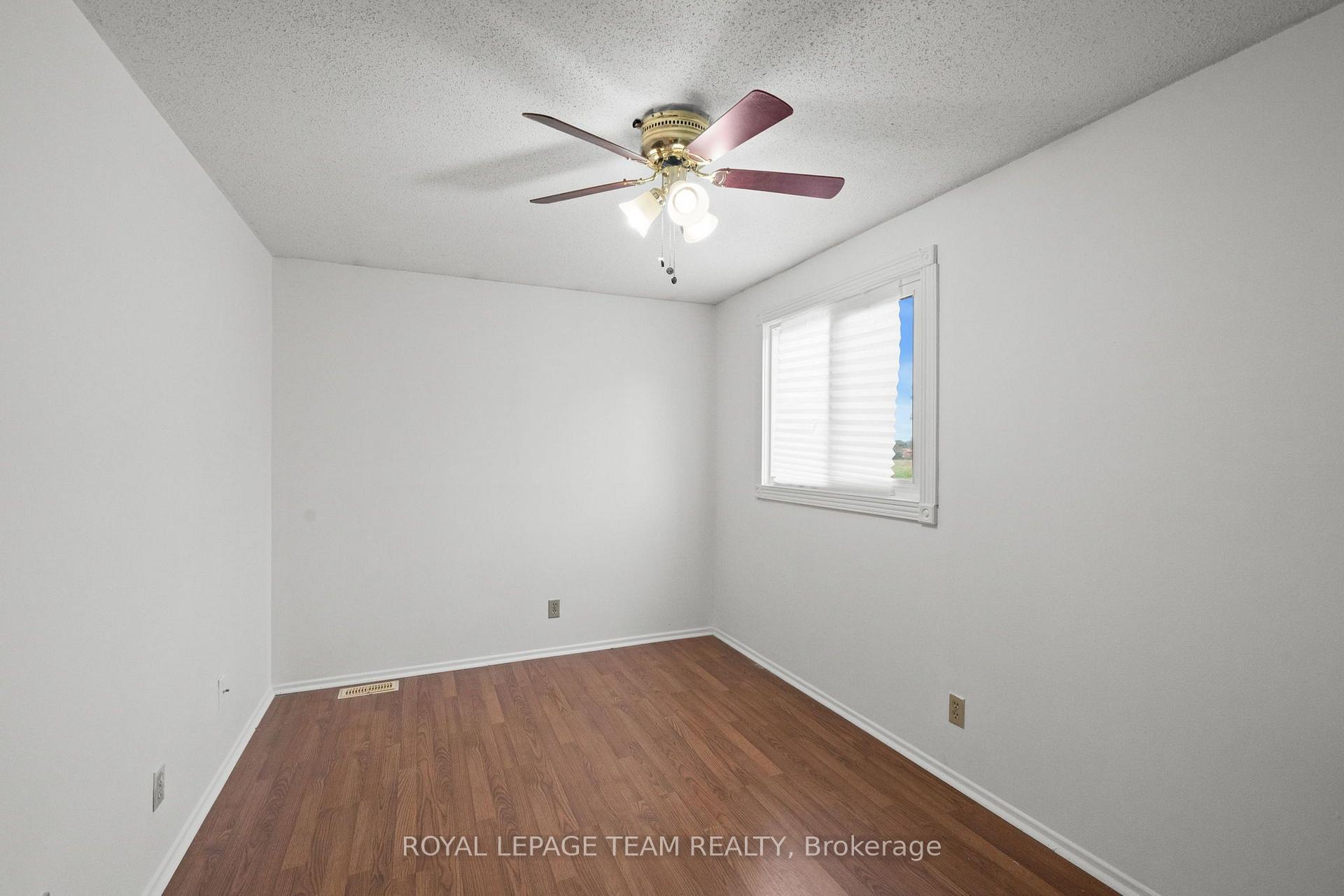 Photo 27 of Unit E, 73 Foxfield Drive E, Ottawa, Barrhaven - Knollsbrook — HOMEH