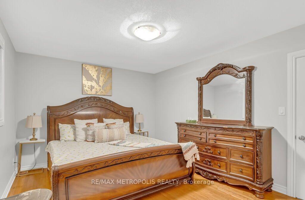 Photo 18 of 100 Warren Road, Kitchener — HOMEH