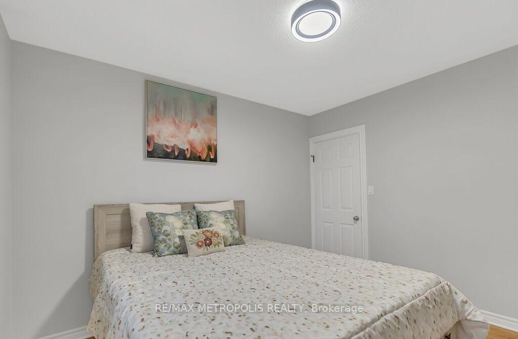 Photo 21 of 100 Warren Road, Kitchener — HOMEH