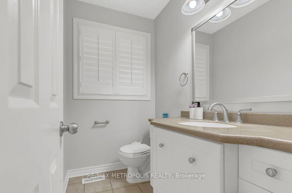 Photo 27 of 100 Warren Road, Kitchener — HOMEH
