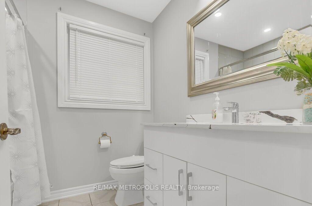 Photo 28 of 100 Warren Road, Kitchener — HOMEH